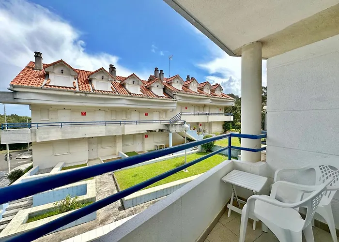Apartamentos La Arena